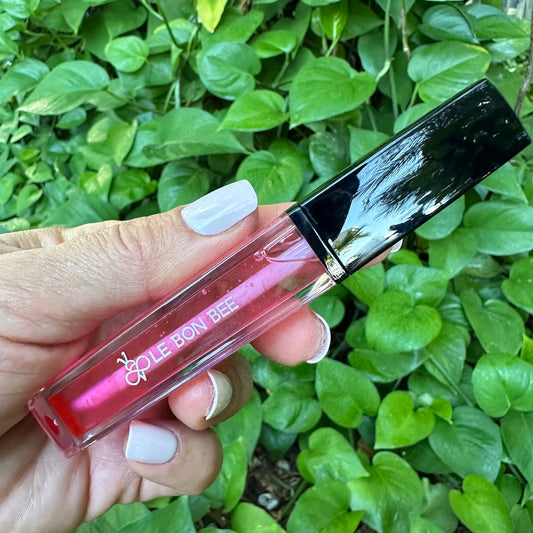 gloss liquid lipstick with CBD (cannabidiol isolate) marashino