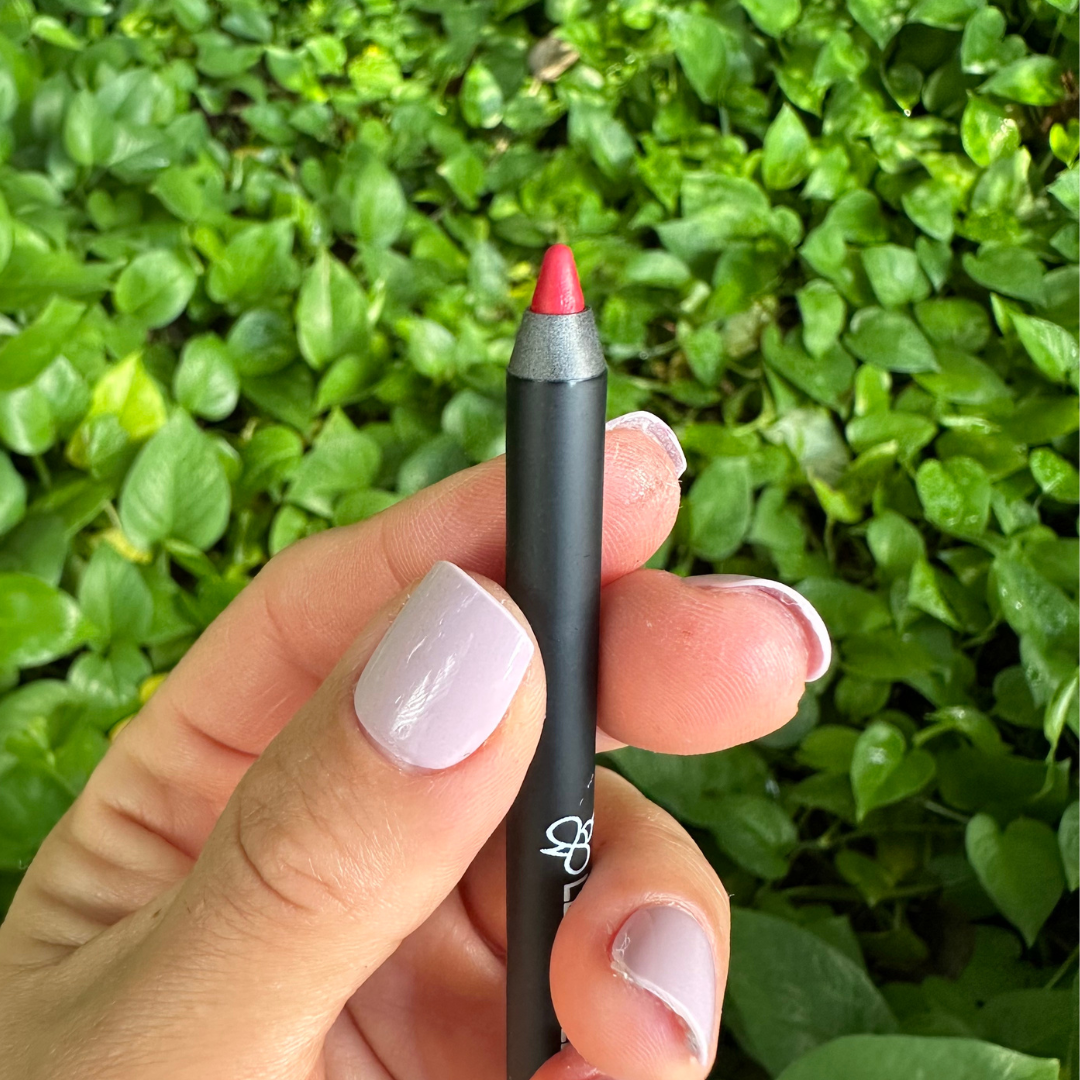 ultimate lip liner - "candy apple"